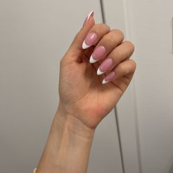 Rose Couture Nail Bar - Gelx medium almond set. I believe the base color was Apres 408. Very happy!