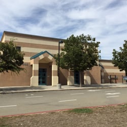 Fairlands Elementary School - Multipurpose room