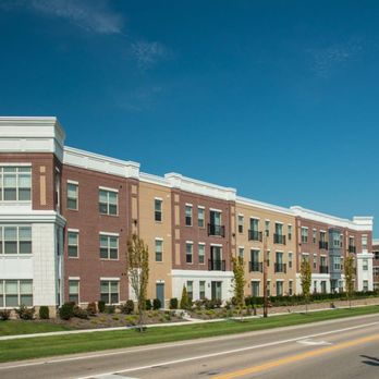 The Grandstone - Property Exterior - Apartments Near Me - Mason, Ohio