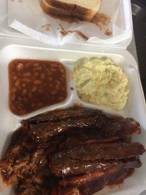 E & L Barbeque by null
