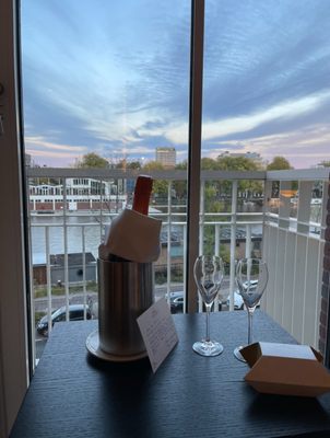 Pestana Amsterdam Riverside by null