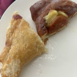 Sandy Sweetz - Split a guava popover and Bavarian cream cinnamon roll with my husband