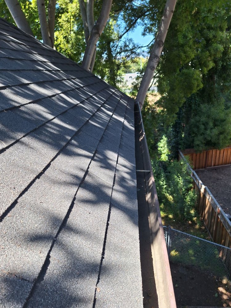 Slide of Sonic 24/7 Cleaning & Repair