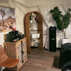 The Mane House Beauty Salon