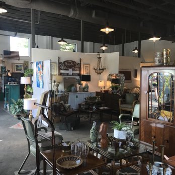 The Station Park Circle - Used, Vintage & Consignment Near Me - North Charleston, South Carolina