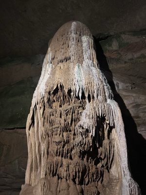 Lost World Caverns by null