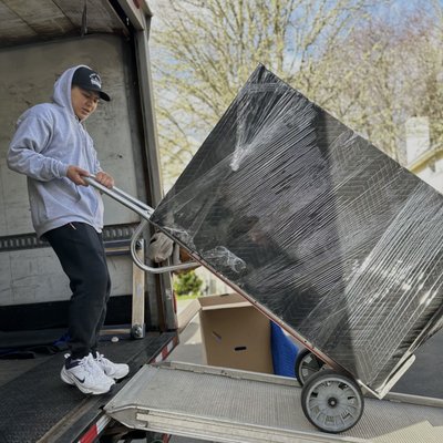 Moving Experts - We are licensed and insured, and our experienced team of movers will take great care of your belongings. We understand that moving can be a very stressful time, so we do everything we can to make it easy for you. We offer free quotes, flexible scheduling, and we’ll even help you pack and unpack if you need us to. We offer a free estimate of your moving needs so that you can make an informed decision about your move. Moving Experts - We are licensed and insured, and our experienced team of movers will take great care of your belongings. We understand that moving can be a very stressful time, so we do everything we can to make it easy for you. We offer free quotes, flexible scheduling, and we’ll even help you pack and unpack if you need us to. We offer a free estimate of your moving needs so that you can make an informed decision about your move.