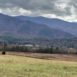 Smokey Mountain UTV Rental - Cades cove