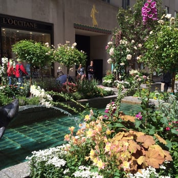 Rockefeller Center - Fountains are beautiful I never tire of taking photos here! 5/10/16 - Shopping Centers Near Me - New York, New York