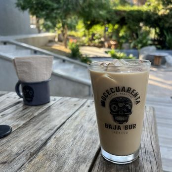 Doce Cuarenta - Vanilla latte - Coffee & Tea Near Me - Todos Santos, BCS