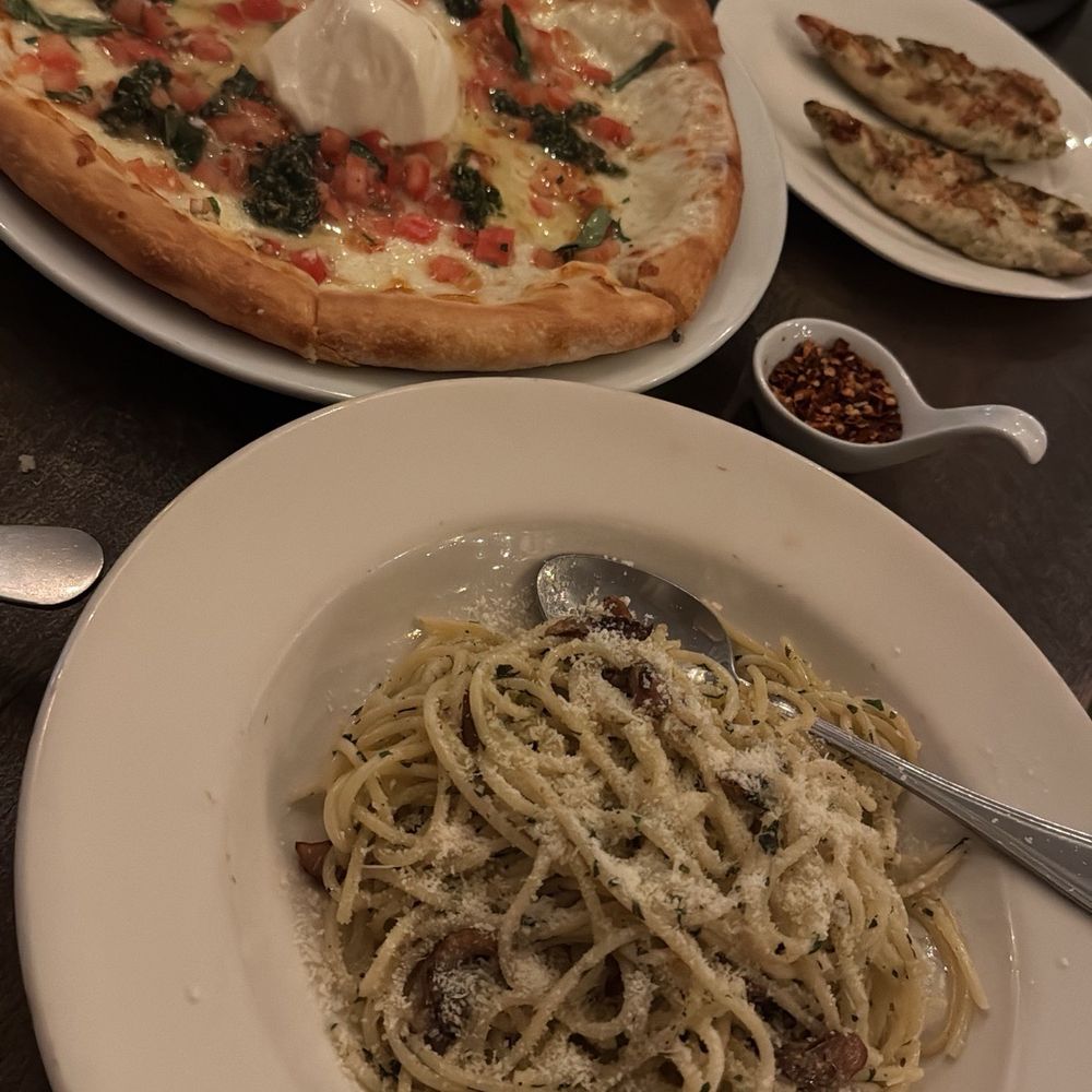 Fresca Pizza, Aglio Olio Pasta