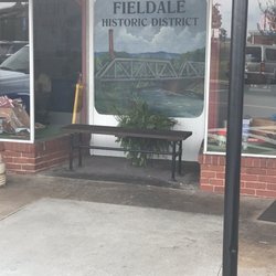 Fieldale Cafe - Fieldale Cafe, sidewalk art of the 1917 Fieldcrest Mills across the street