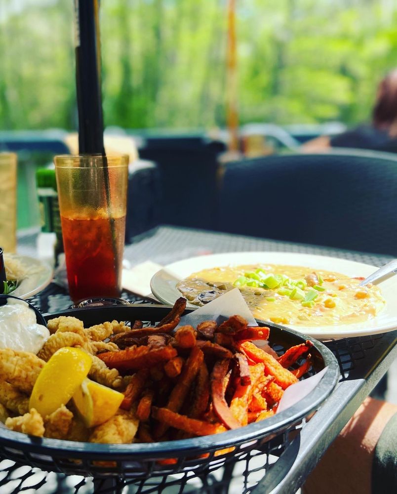 SWAMPY’S BAR & GRILLE Updated October 2024 416 Photos & 451 Reviews