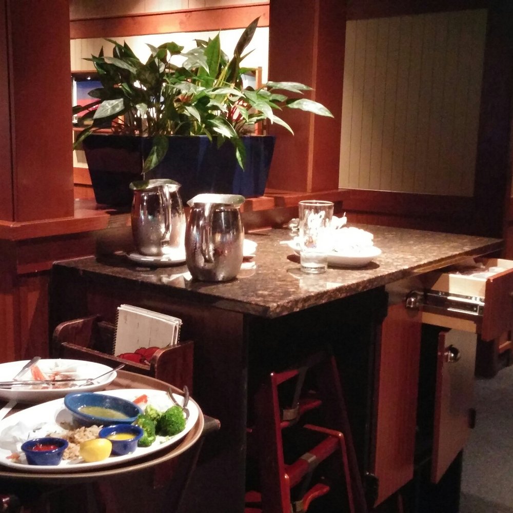 Red Lobster - Dirty dishes and a pile of shells that sat unattended for half hour near our table. - Seafood Near Me - Olympia, Washington Red Lobster - Dirty dishes and a pile of shells that sat unattended for half hour near our table. - Seafood Near Me - Olympia, Washington