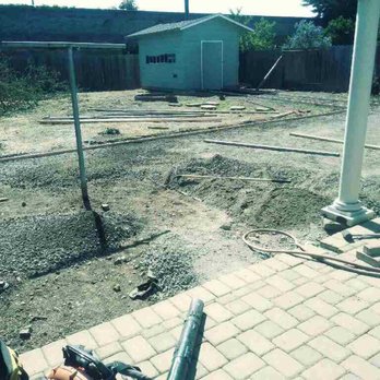Juan's Complete Gardening Services - Before - Landscaping Near Me Juan's Complete Gardening Services - Before - Landscaping Near Me