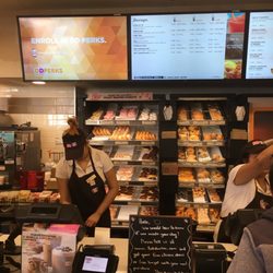 Dunkin' - M