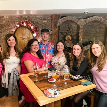 Purgatory Cellars Winery - Wine Tasting Room Near Me - Parker, Colorado