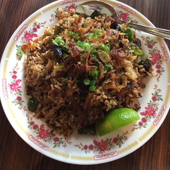 Eem - Chopped BBQ fried rice - Cocktail Bars Near Me - Portland, Oregon Eem - Chopped BBQ fried rice - Cocktail Bars Near Me - Portland, Oregon