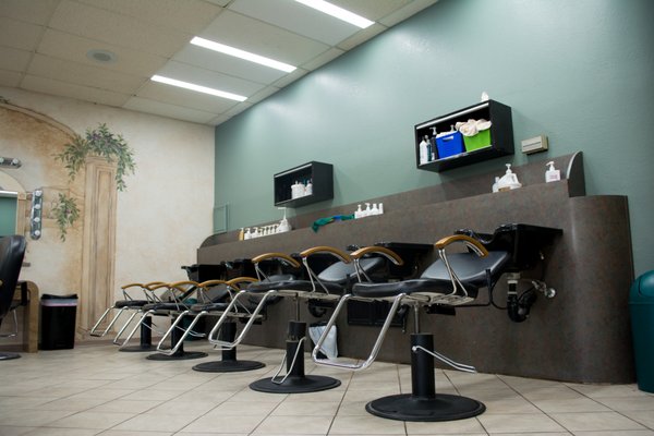 Studio 69 Salon & Spa