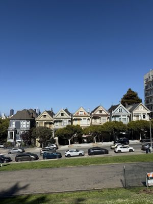 Alamo Square Park by null