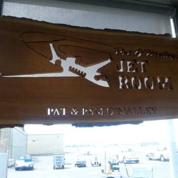 Jet Room Restaurant - Diners Near Me - Madison, Wisconsin