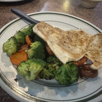 Hempstead Seafood and Steak - Grilled chicken breast & veggies 4.19.25 - Seafood Near Me - Hempstead, Texas Hempstead Seafood and Steak - Grilled chicken breast & veggies 4.19.25 - Seafood Near Me - Hempstead, Texas
