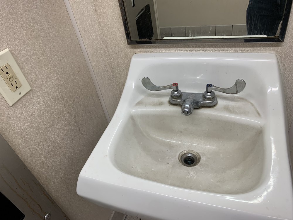 WALGREENS Updated September 2024 105 W Highway 30, Gonzales