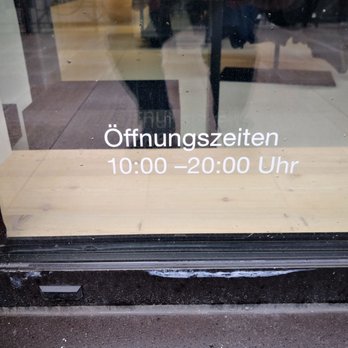Zalando Outlet - Outlet Stores Near Me - Hamburg, HH