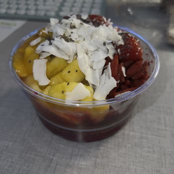Tropical Smoothie Cafe - DRAGON FRUIT bowl - Juice Bars & Smoothies Near Me - Buffalo, New York Tropical Smoothie Cafe - DRAGON FRUIT bowl - Juice Bars & Smoothies Near Me - Buffalo, New York