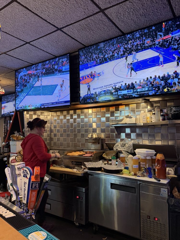 Walter's On North