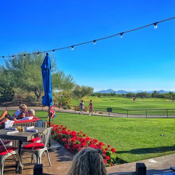 Isabella's Kitchen - Nice patio - Italian Near Me - Scottsdale, Arizona