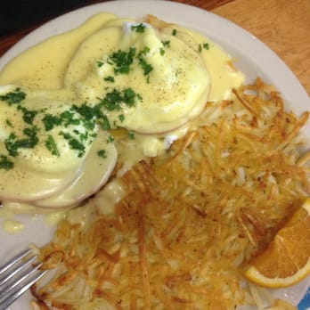 Beach Break Cafe - Eggs Benedict - Breakfast & Brunch Near Me - Oceanside, California Beach Break Cafe - Eggs Benedict - Breakfast & Brunch Near Me - Oceanside, California