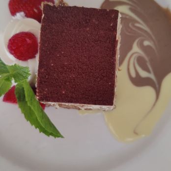 L'Opera - Tiramisu - Italian Near Me - Long Beach, California