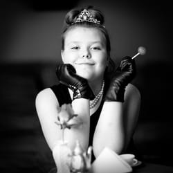 AMH Creatives Photography - Theme photography sessions for children and adults.