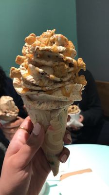 Milk & Cream Cereal Bar by null
