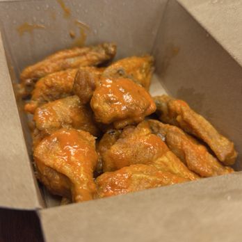 The Wing Spot - Buffalo bone-in wings - Chicken Wings Near Me - Altamonte Springs, Florida The Wing Spot - Buffalo bone-in wings - Chicken Wings Near Me - Altamonte Springs, Florida