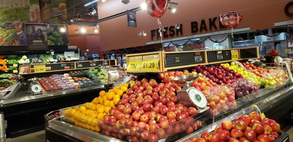 31 Photos - 611 N Burlington Ave, Hastings, Nebraska - Grocery ...