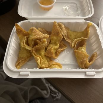 Sisters Thai - Fried wontons - Thai Near Me - Potomac, Maryland Sisters Thai - Fried wontons - Thai Near Me - Potomac, Maryland