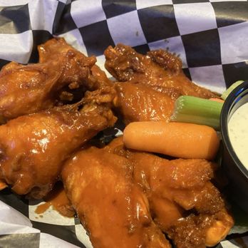 Barger Grill and Taphouse - Bone- in Chicken Wings with buffalo sauce - Sports Bars Near Me - Eugene, Oregon