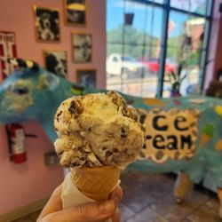 Two Scoops Cafe