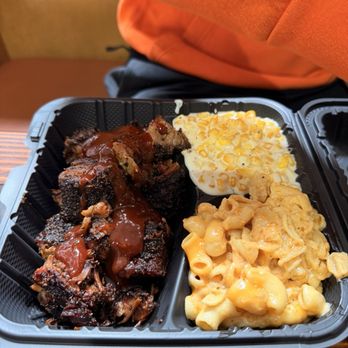 Mike Henry's Barbecue - Beef Burnt Ends Combo Plate - Barbeque Near Me - Rancho Cucamonga, California Mike Henry's Barbecue - Beef Burnt Ends Combo Plate - Barbeque Near Me - Rancho Cucamonga, California