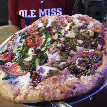 Mellow Mushroom St Peters - Pizza Near Me - Cottleville, Missouri