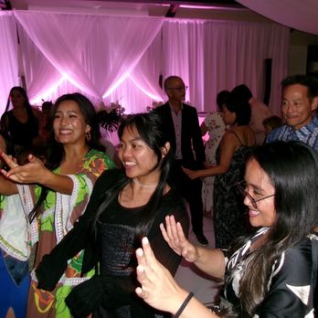 DIS-N-DAT Mobile Entertainment - Dance floor - DJs Near Me - Honolulu, Hawaii