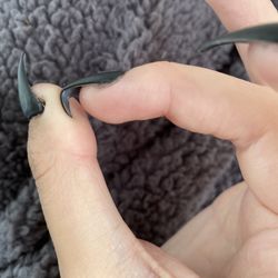 Kate’s Kalifornia Nails - Horrible nails
