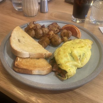 Sudden Sally - Mushroom & Maple Smoked Ham Omelette - Canadian (New) Near Me - Banff, Alberta Sudden Sally - Mushroom & Maple Smoked Ham Omelette - Canadian (New) Near Me - Banff, Alberta