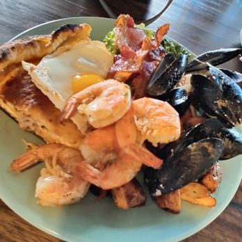 Charlys Waterfront - Burgers Near Me - Essex, Maryland