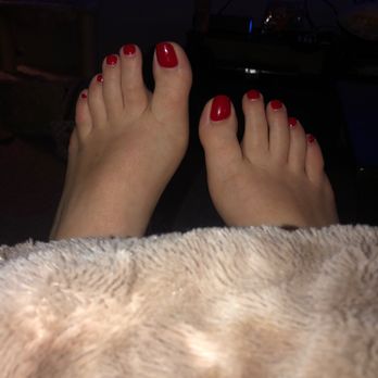 Royal Essence Nails - Big Apple Red Gel - Nail Salons Near Me - Jacksonville, Florida