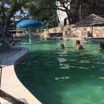 Beachside Billys - Pool area overlooking lake Travis - American Near Me - Austin, Texas