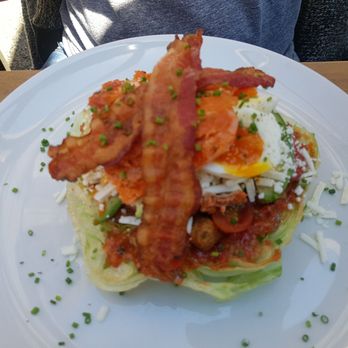 Moxies Richmond Restaurant - Cobb salad - Steakhouses Near Me - Richmond, British Columbia