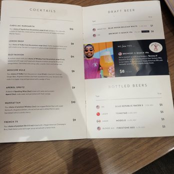 Aspire Lounge T4 - Airport Lounges Near Me - Ontario, California